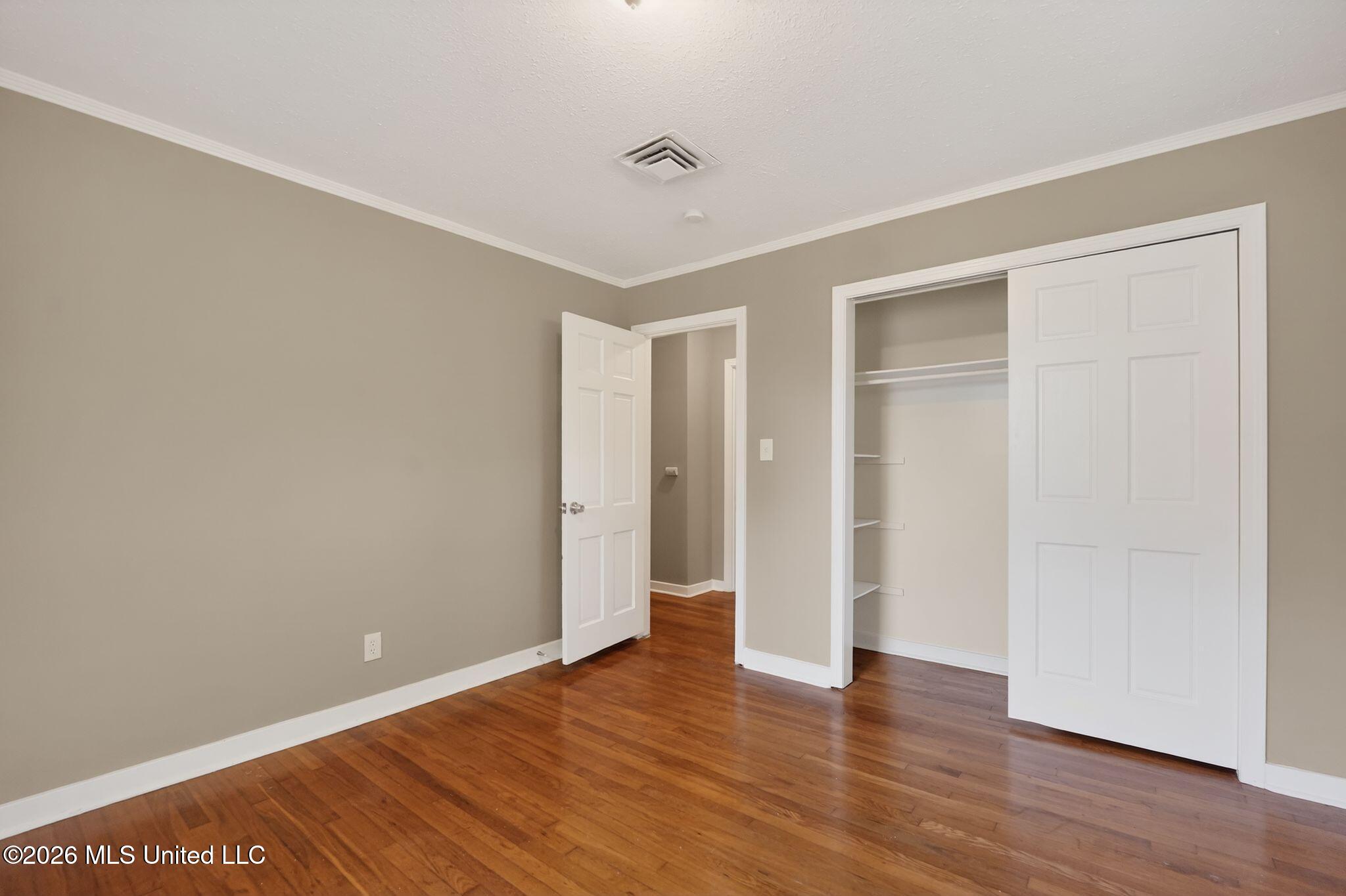 1623 Wilhurst Street Jackson, MS 39211 - Photo 27 of 41 31_1623_Wilhurst_St_Jackson_MS_39211-Bed