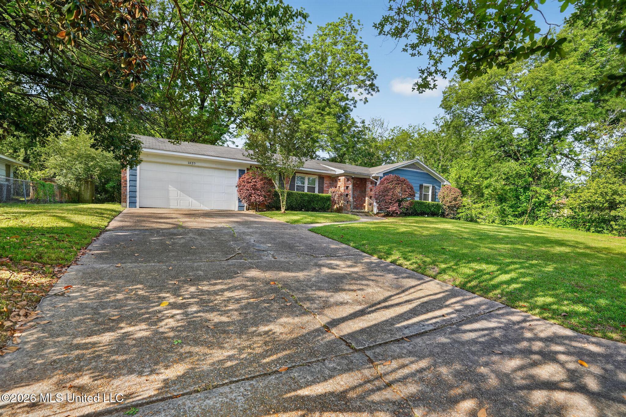 1623 Wilhurst Street Jackson, MS 39211 - Photo 3 of 41 02_1623_Wilhurst_St_Jackson_MS_39211-Ext