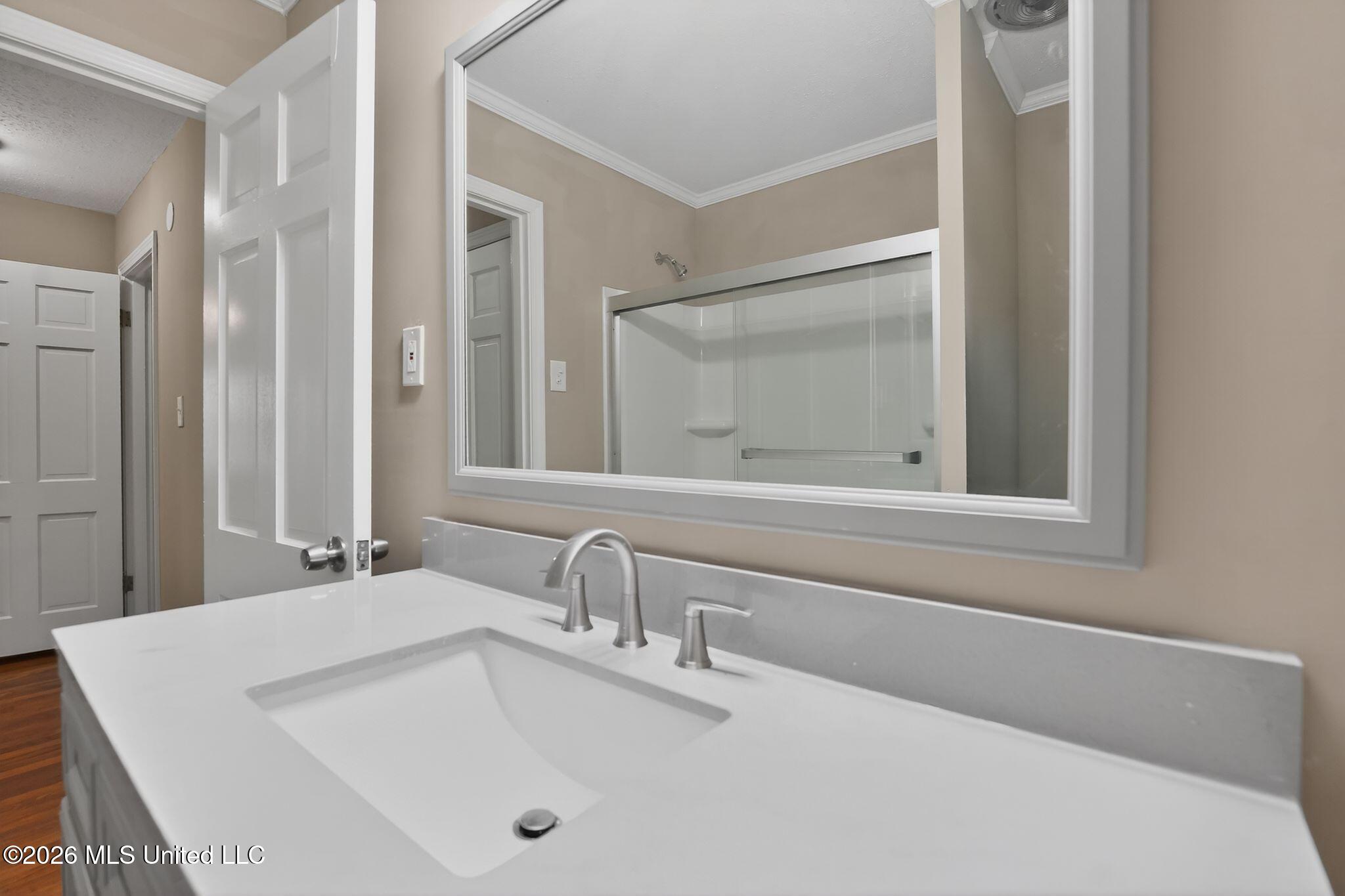 1623 Wilhurst Street Jackson, MS 39211 - Photo 33 of 41 37_1623_Wilhurst_St_Jackson_MS_39211-Bat