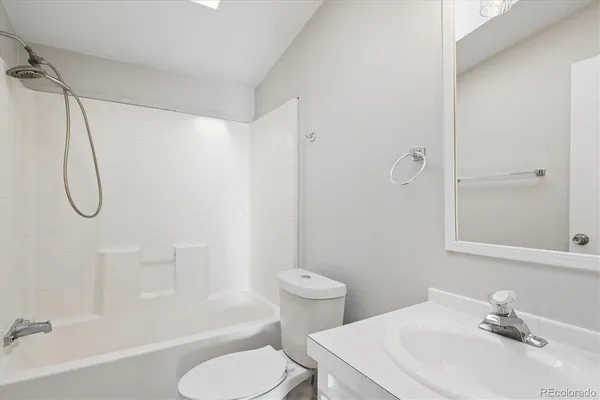 $159,999 | 11078 Wild Basin, Longmont, CO 80504