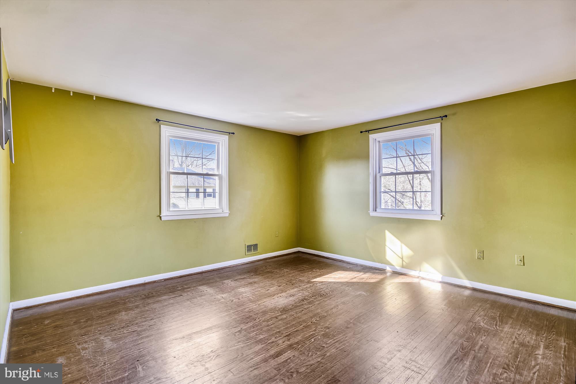 818 Stoneleigh Road Baltimore, MD 21212 - Photo 26 of 35 Bedroom number 4