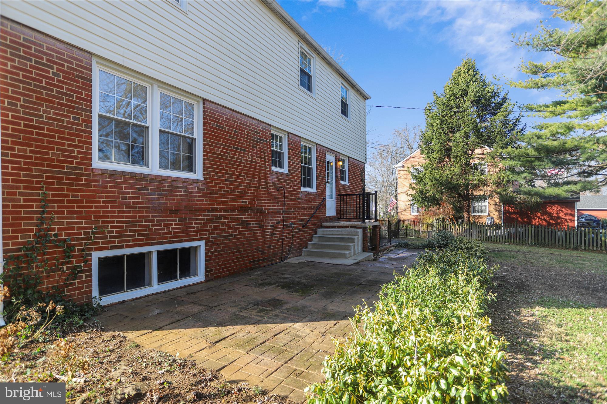 818 Stoneleigh Road Baltimore, MD 21212 - Photo 35 of 35 Moderate sized patio off back porch