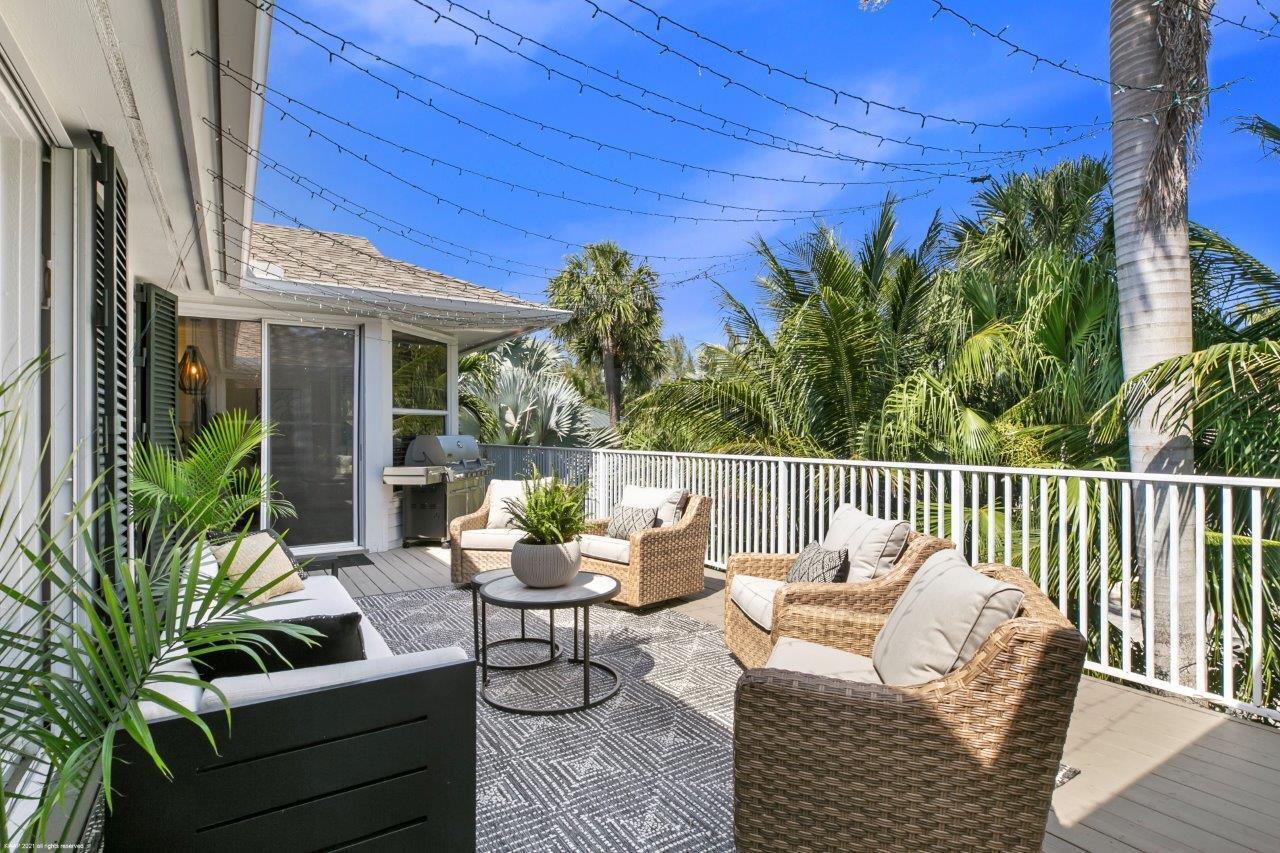 2 Clearview Avenue Hobe Sound, FL 33455 - Photo 29 of 40 Patio