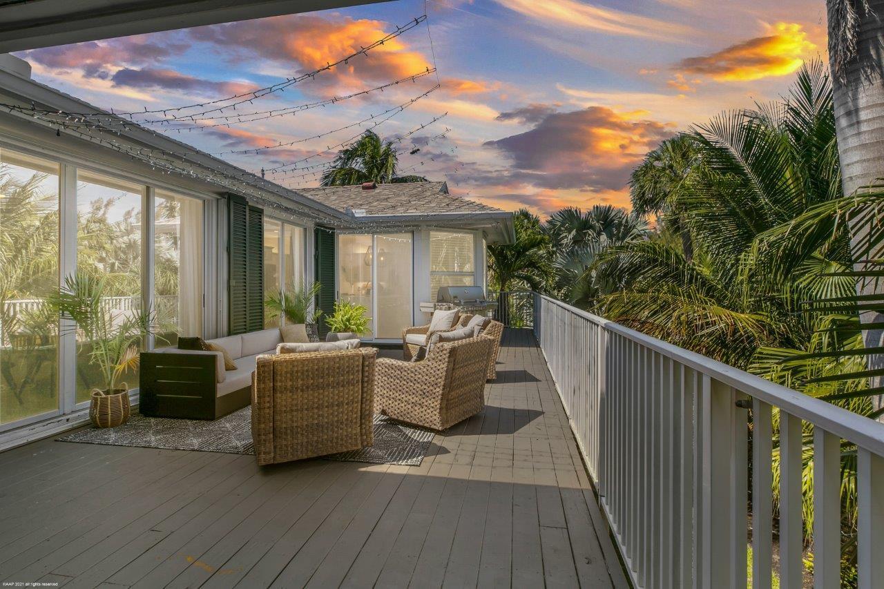 2 Clearview Avenue Hobe Sound, FL 33455 - Photo 33 of 40 Patio at Sunset
