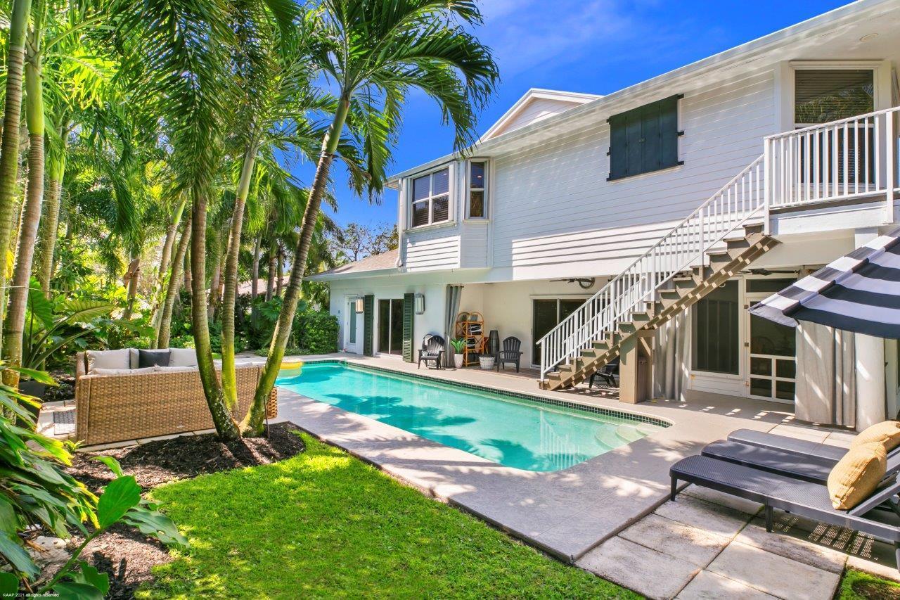 2 Clearview Avenue Hobe Sound, FL 33455 - Photo 34 of 40 Pool
