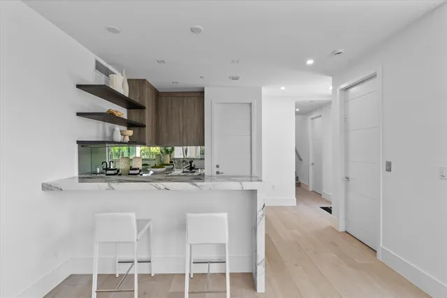 $4,100,000 | 1070 Del Harbour Drive, Delray Beach, FL 33483