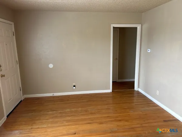 $1,095 | 1315 Jefferis Avenue, Killeen, TX 76543