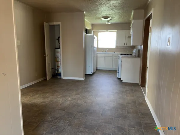 $1,095 | 1315 Jefferis Avenue, Killeen, TX 76543