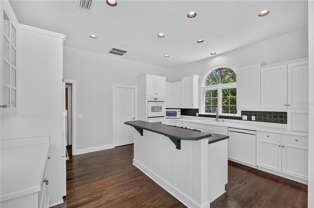 3915 Southwest 95th Terrace Gainesville, FL 32608 - Photo 33 of 81