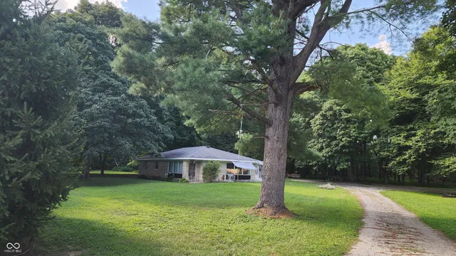 $325,000 | 366 West 200 South, Veedersburg, IN 47987