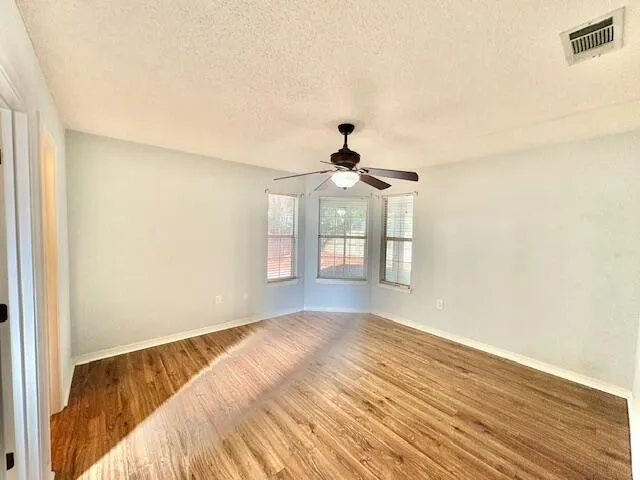 $2,150 | 132 Wright Circle, Niceville, FL 32578