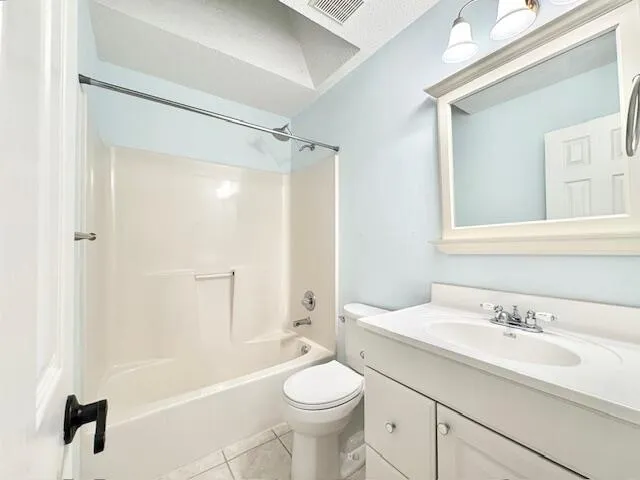 $2,150 | 132 Wright Circle, Niceville, FL 32578