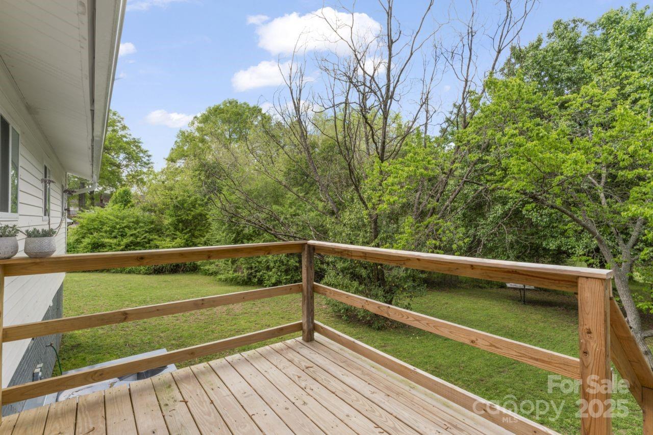 2403 Earley Circle Kannapolis, NC 28083 - Photo 18 of 21 a view of small yard with seating area