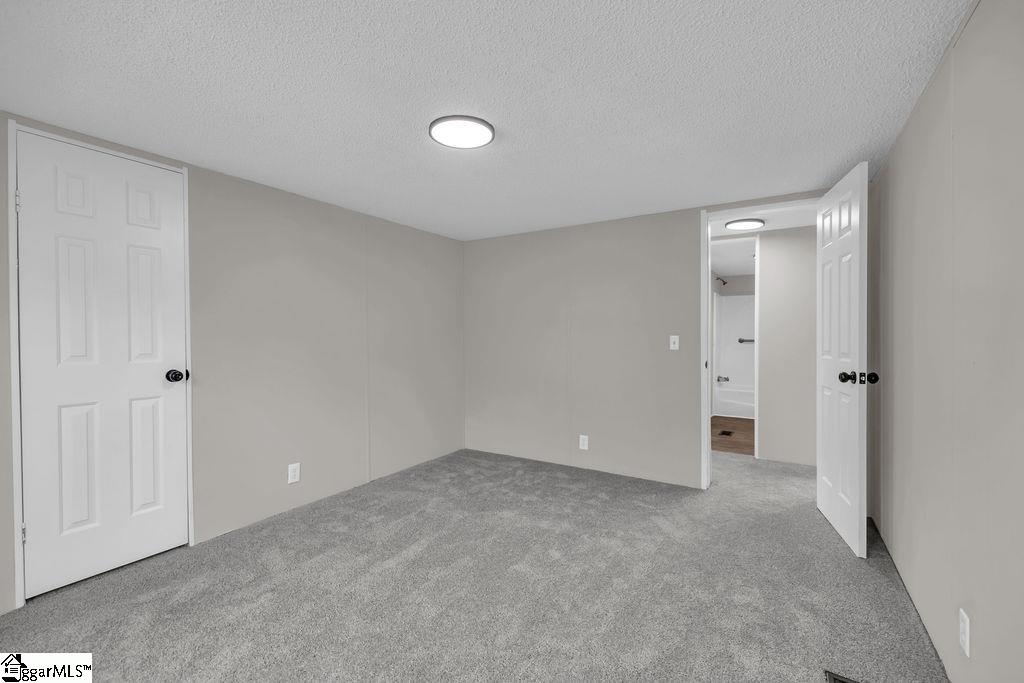 4 Riverbreeze Road Greenville, SC 29611 - Photo 17 of 19 Gallery Image 17