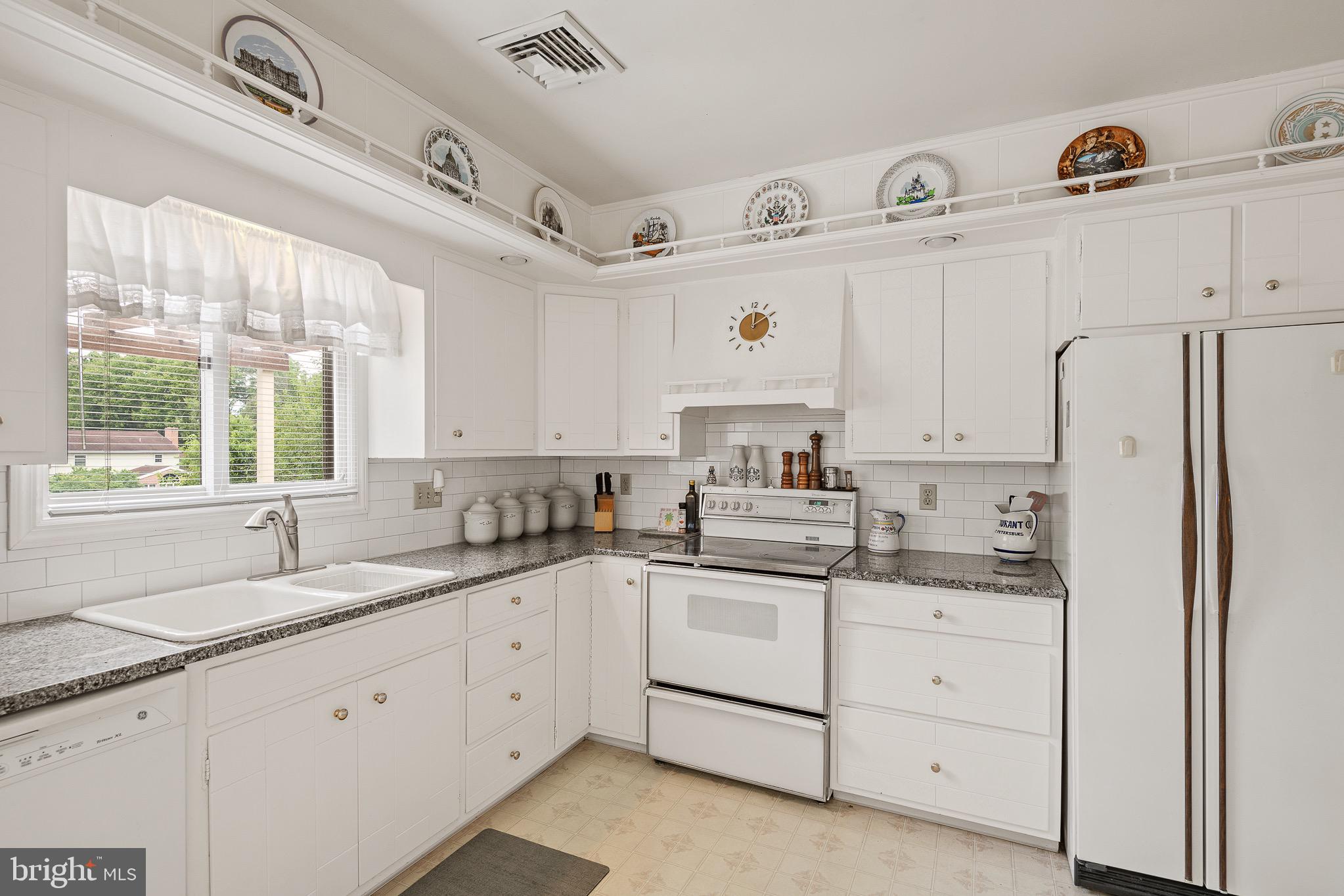 291 Shultz Road Lancaster, PA 17603 - Photo 14 of 45