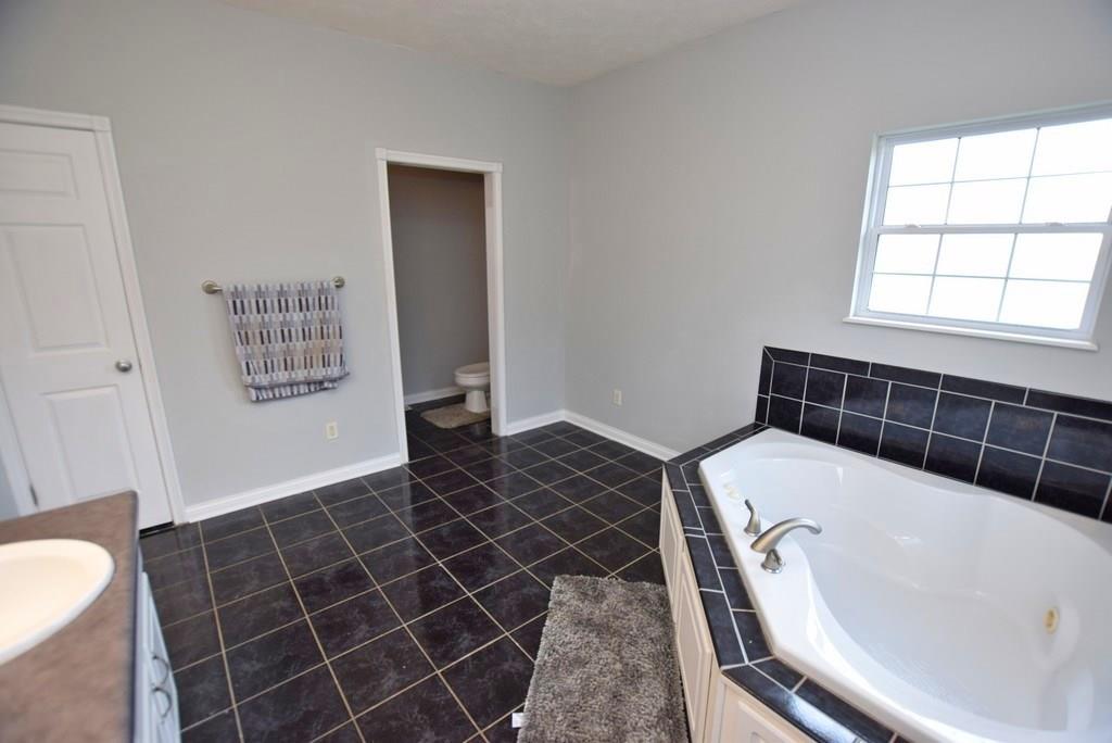 1752 Raccoon Way Pendleton, IN 46064 - Photo 26 of 35