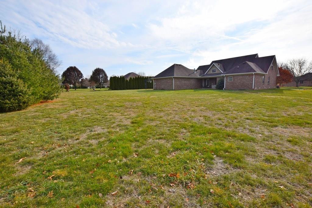 1752 Raccoon Way Pendleton, IN 46064 - Photo 34 of 35