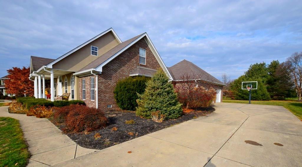 1752 Raccoon Way Pendleton, IN 46064 - Photo 5 of 35