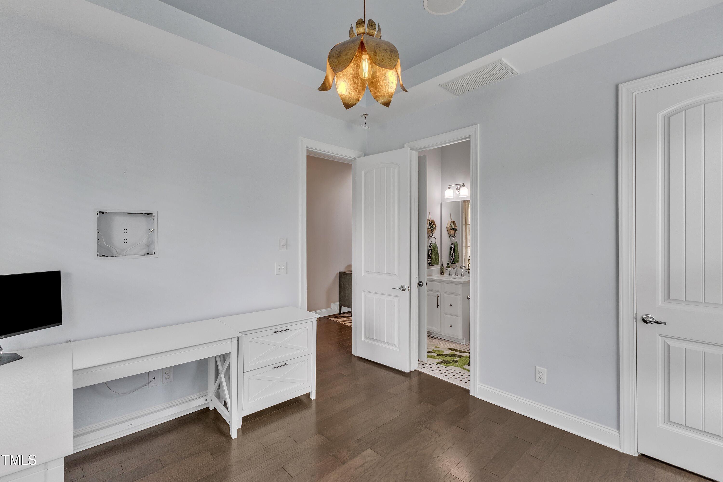 8121 Greys Landing Way Raleigh, NC 27615 - Photo 11 of 95 018-8121 Greys Landing Way-19