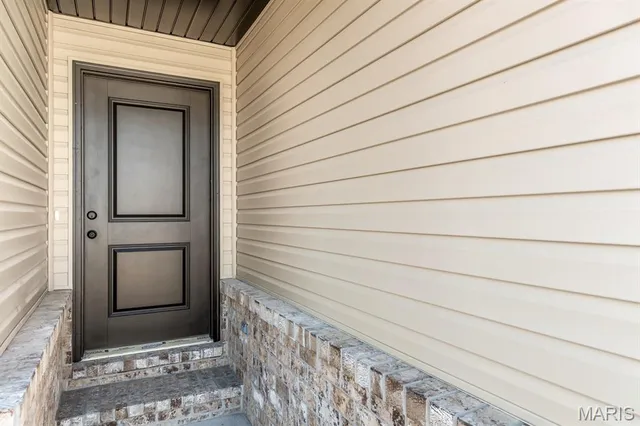 $387,500 | 204 Wrigley Field Drive, Unit 204, Bethalto, IL 62010