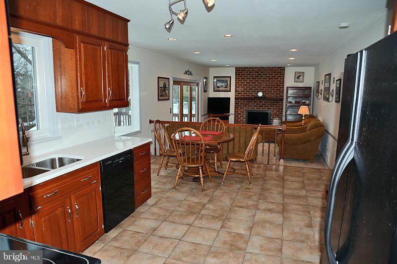2631 Spring Valley Road Lancaster, PA 17601 - Photo 12 of 49 Gallery Image 12