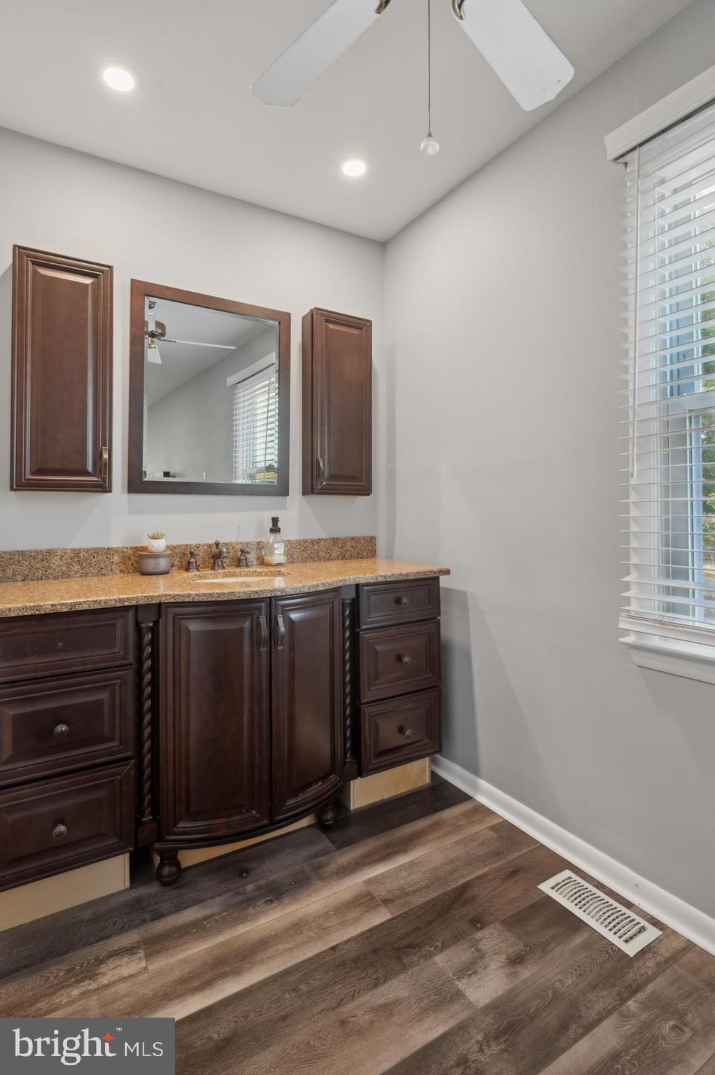 233 Bridge Road Upper Chichester, PA 19061 - Photo 18 of 24