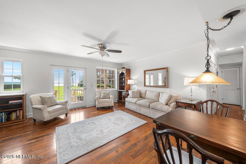 823 Lasalle Street, Unit 821/823 Jacksonville, FL 32207 - Photo 5 of 34 823 Lasalle St (15).JPG-SMALL