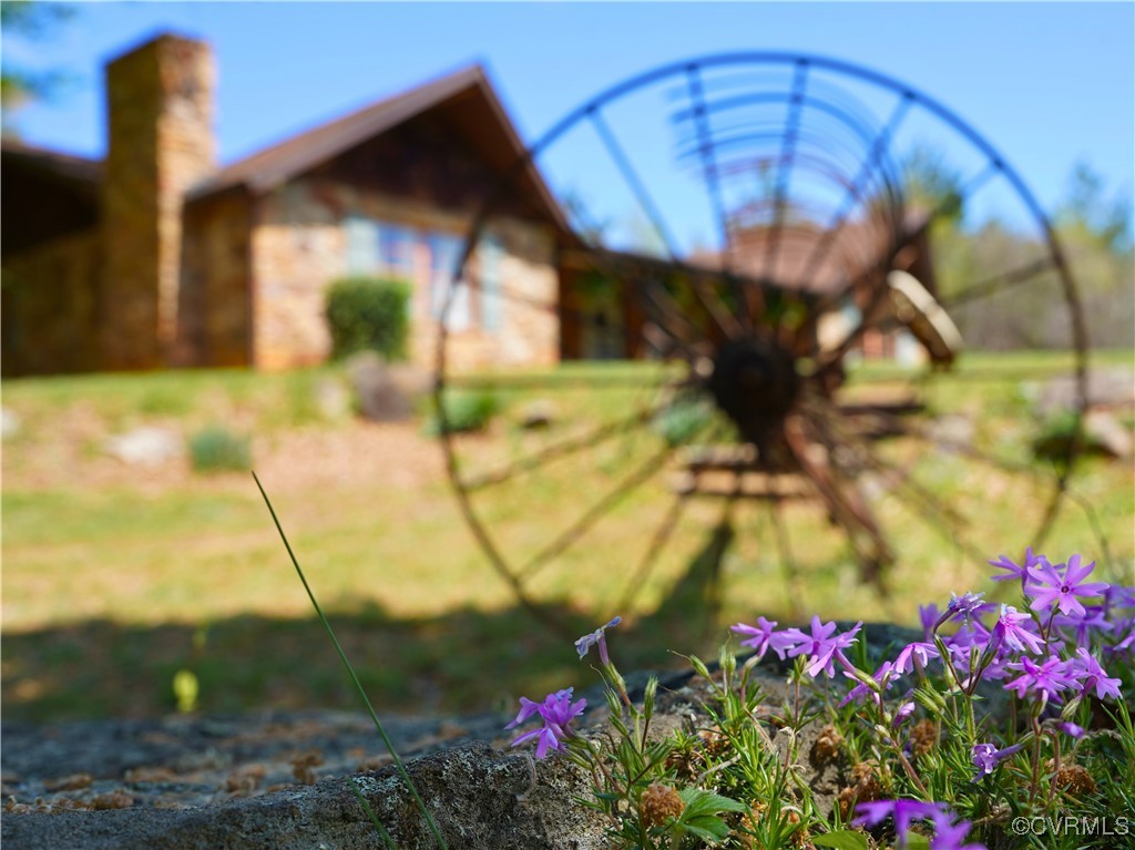 2632 Paisley Road Gretna, VA 24557 - Photo 19 of 49 a view of a house