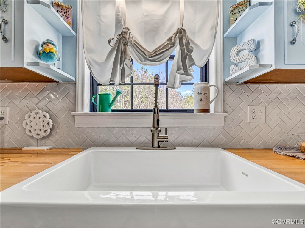 2632 Paisley Road Gretna, VA 24557 - Photo 5 of 49 a bathroom with a bathtub and a sink