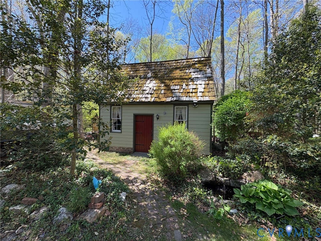 9420 Trails End Road Midlothian, VA 23112 - Photo 45 of 53 Multi-purpose shed.