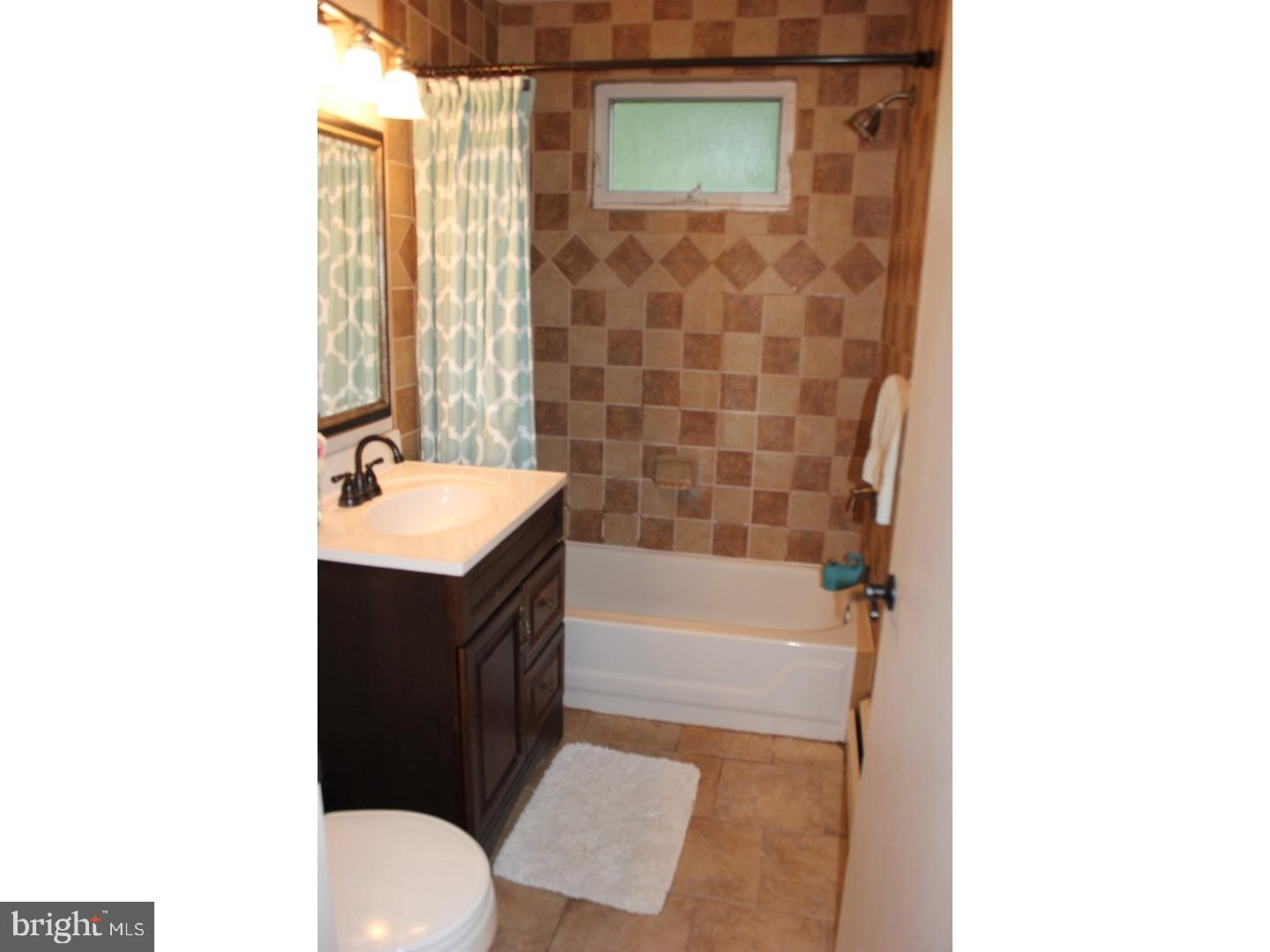 2027 Spring Mill Road Conshohocken, PA 19428 - Photo 16 of 24 Gallery Image 16