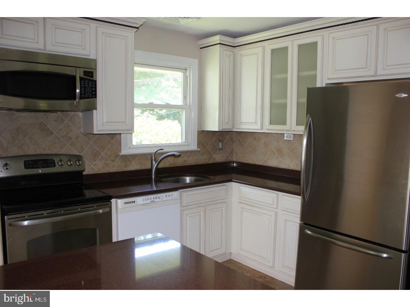 2027 Spring Mill Road Conshohocken, PA 19428 - Photo 9 of 24 Gallery Image 9