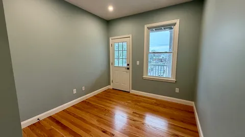 $4,500 | 663 Columbia Road, Unit 3, Boston, MA 02125