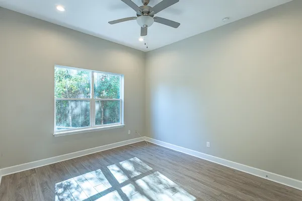 $2,200 | 2170 Capital Circle Southeast, Unit MULTIPLE, Tallahassee, FL 32301