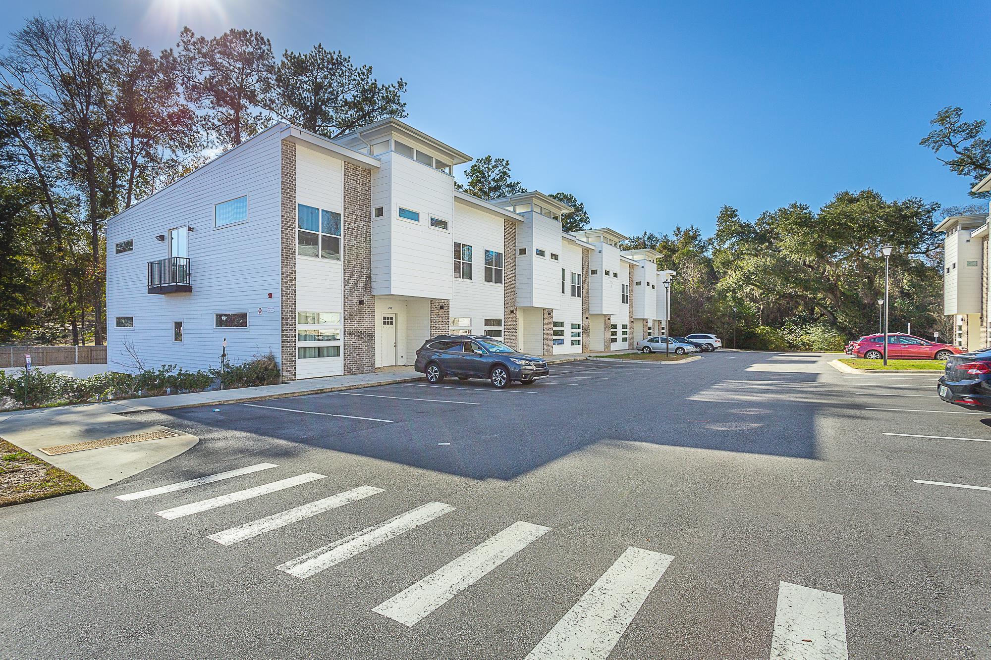 2170 Capital Circle Southeast, Unit MULTIPLE Tallahassee, FL 32301 - Photo 2 of 27