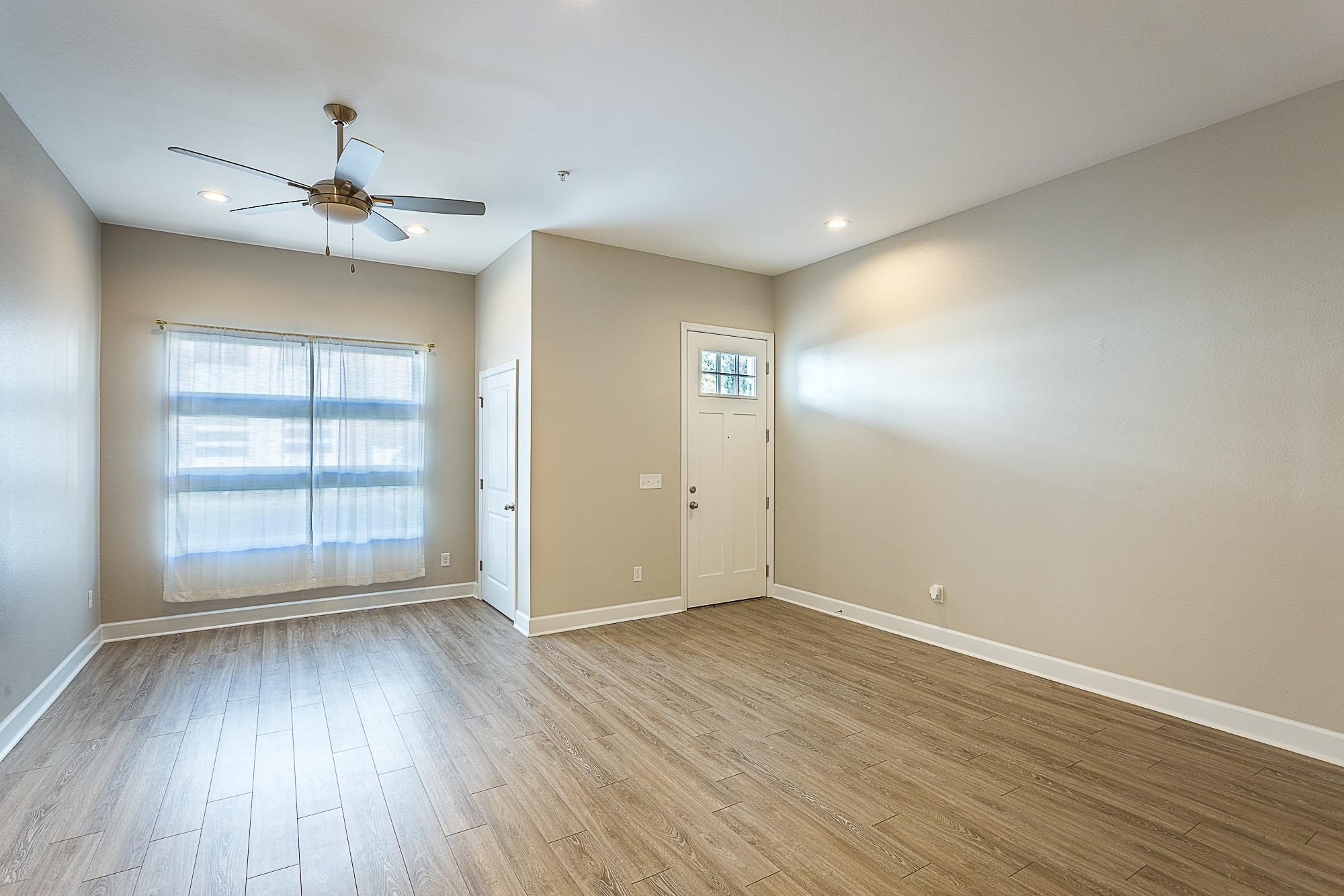 2170 Capital Circle Southeast, Unit MULTIPLE Tallahassee, FL 32301 - Photo 24 of 27