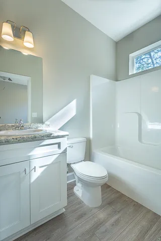 $2,200 | 2170 Capital Circle Southeast, Unit MULTIPLE, Tallahassee, FL 32301