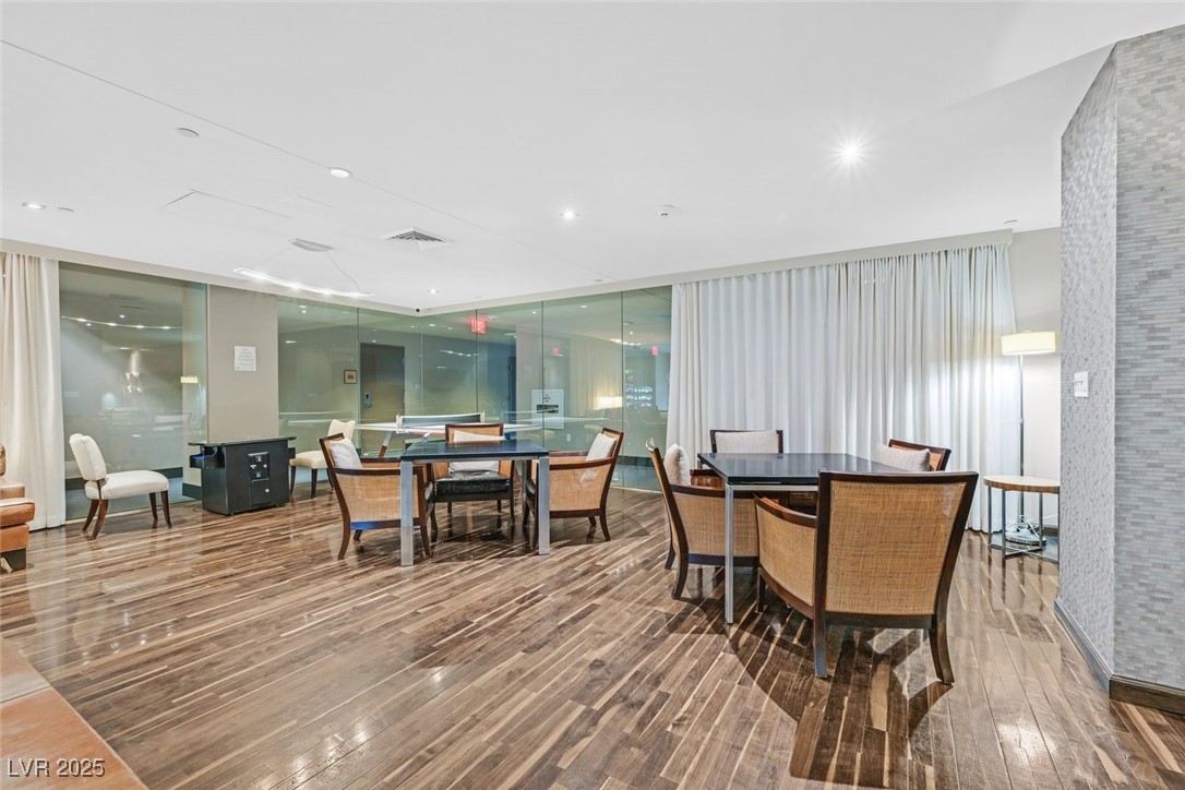 8255 South Las Vegas Boulevard, Unit 1812 Las Vegas, NV 89123 - Photo 37 of 43 Community gathering area