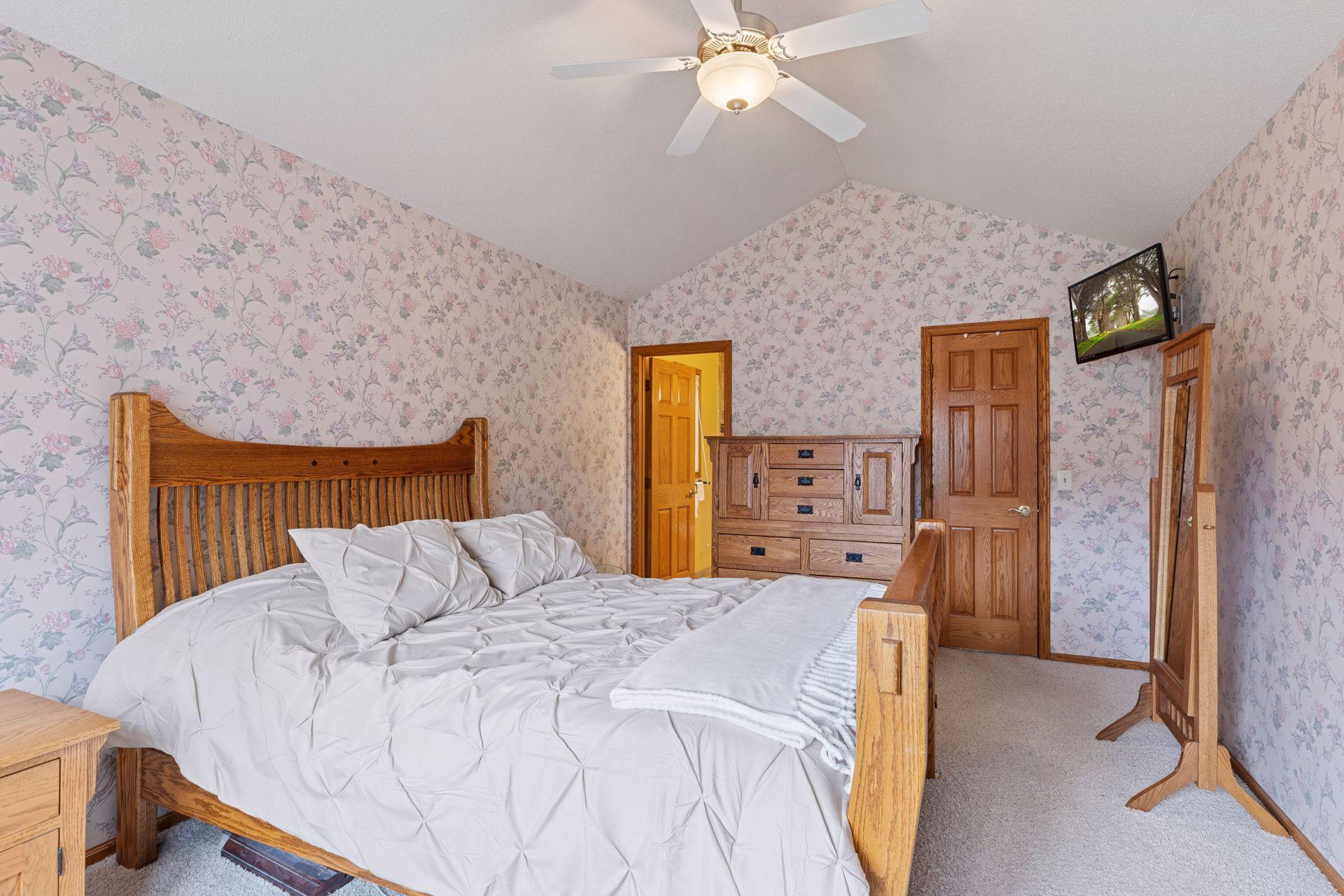 515 Greaton Road New Richmond, WI 54017 - Photo 20 of 76 Gallery Image 20