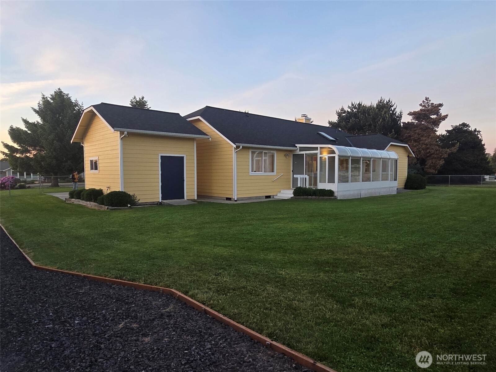 131 Timothy Lane Sequim, WA 98382 - Photo 4 of 40