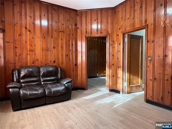 $6,500 | 695 Palisade Avenue, Cliffside Park, NJ 07010