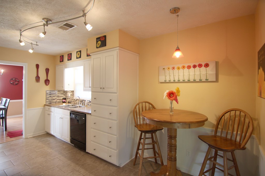 6180 Candlestick Loop Columbus, GA 31909 - Photo 16 of 28 BREAKFAST NOOK TO KITCHEN