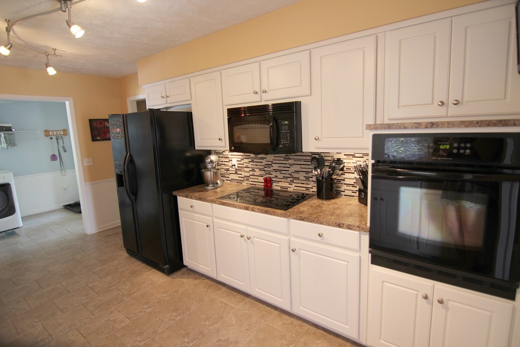 6180 Candlestick Loop Columbus, GA 31909 - Photo 18 of 28 KITCHEN VIEW 2