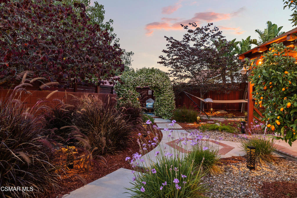 13617 Gunsmoke Road Moorpark, CA 93021 - Photo 35 of 54