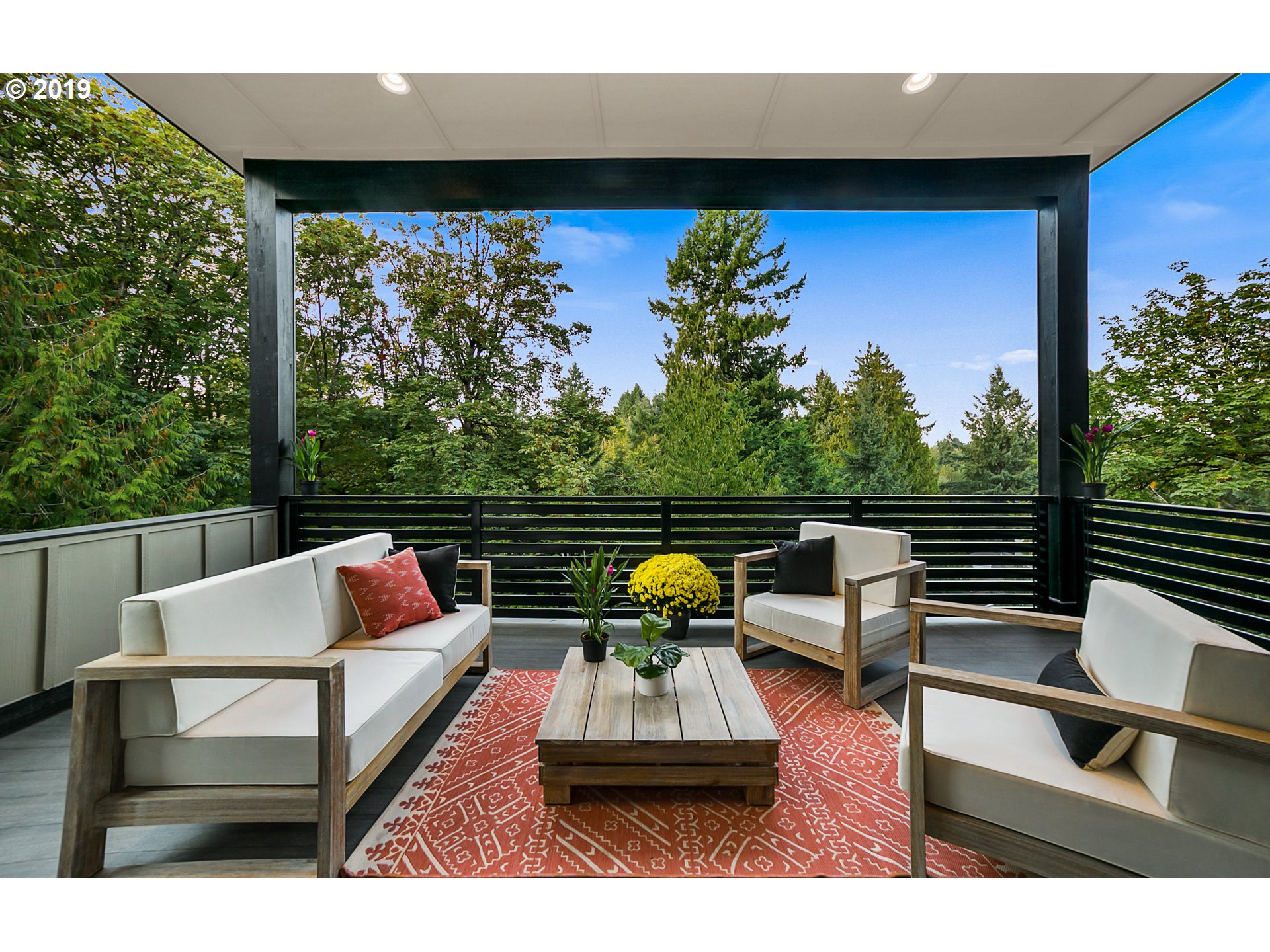 3103 Southwest Collins Court Portland, OR 97219 - Photo 6 of 32 Gallery Image 6