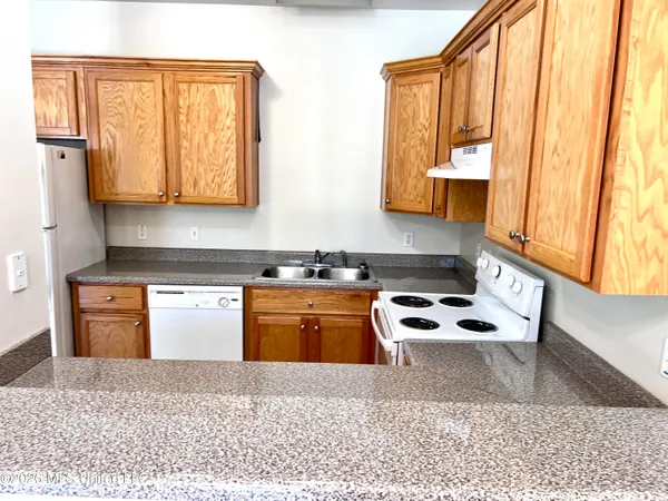 $995 | 15812 Adam Road, Unit 311, Biloxi, MS 39532