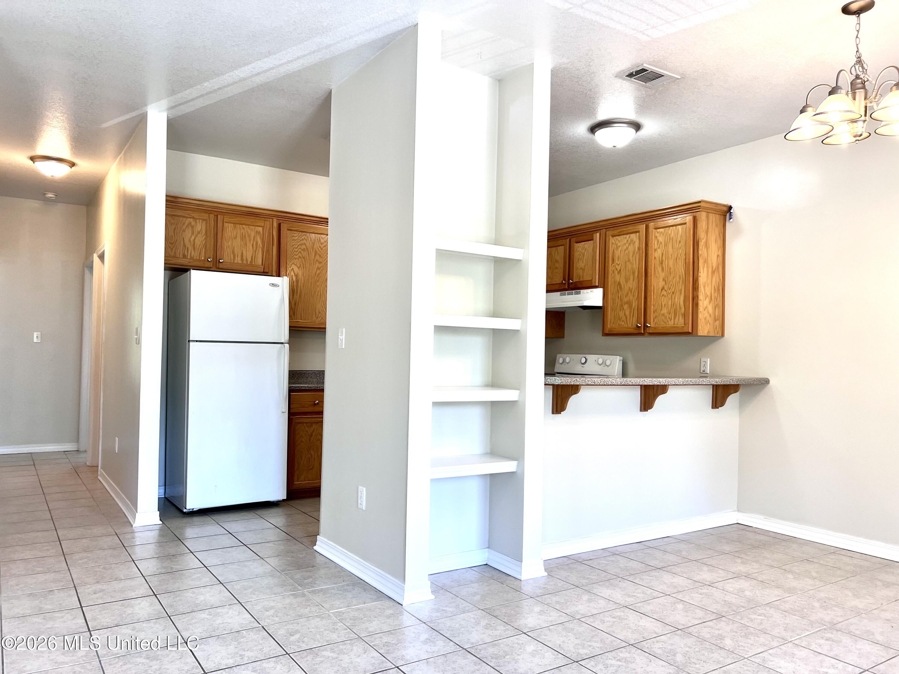 15812 Adam Road, Unit 311 Biloxi, MS 39532 - Photo 9 of 19 IMG_3261