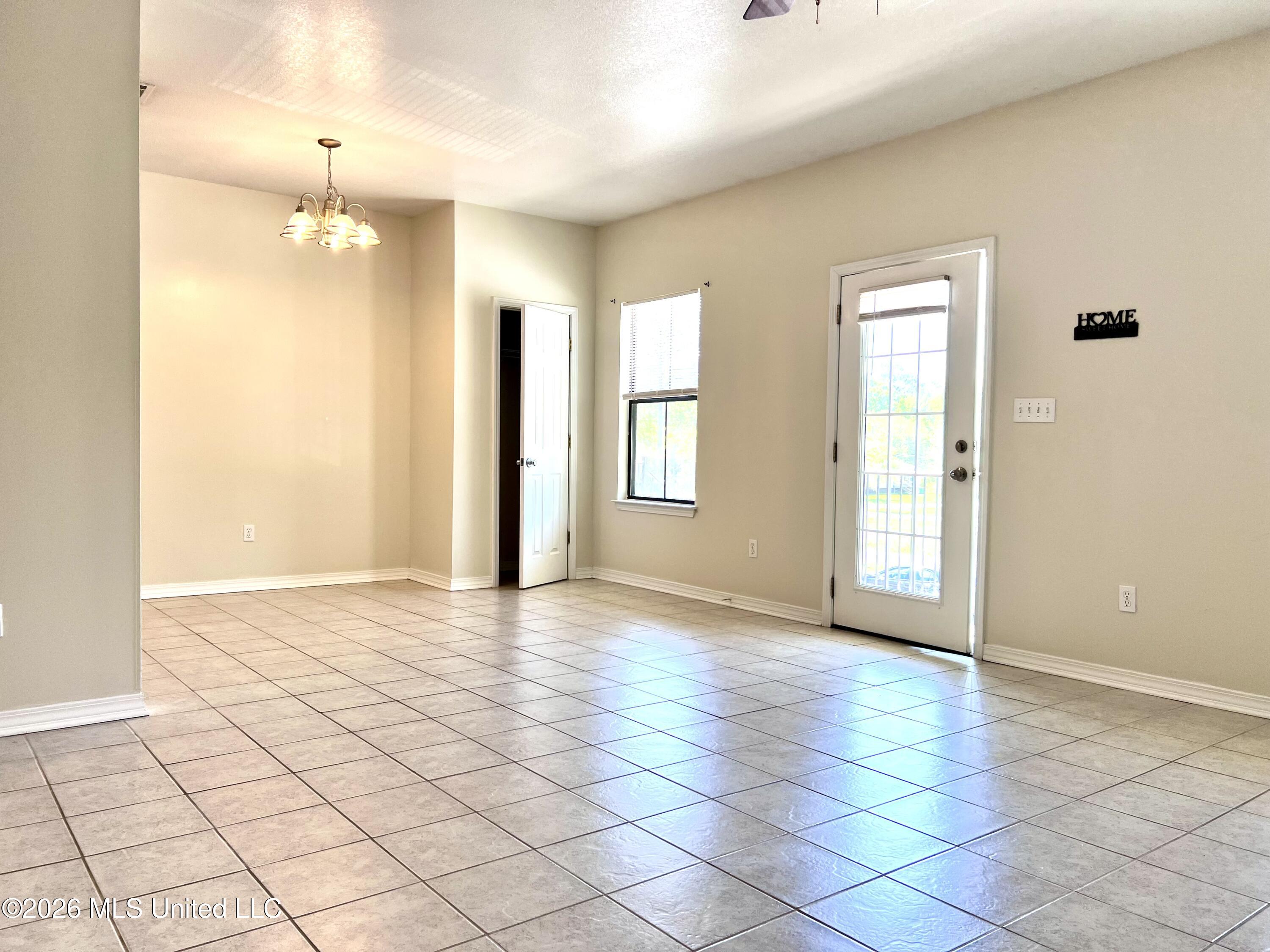 15812 Adam Road, Unit 311 Biloxi, MS 39532 - Photo 9 of 33 IMG_3264
