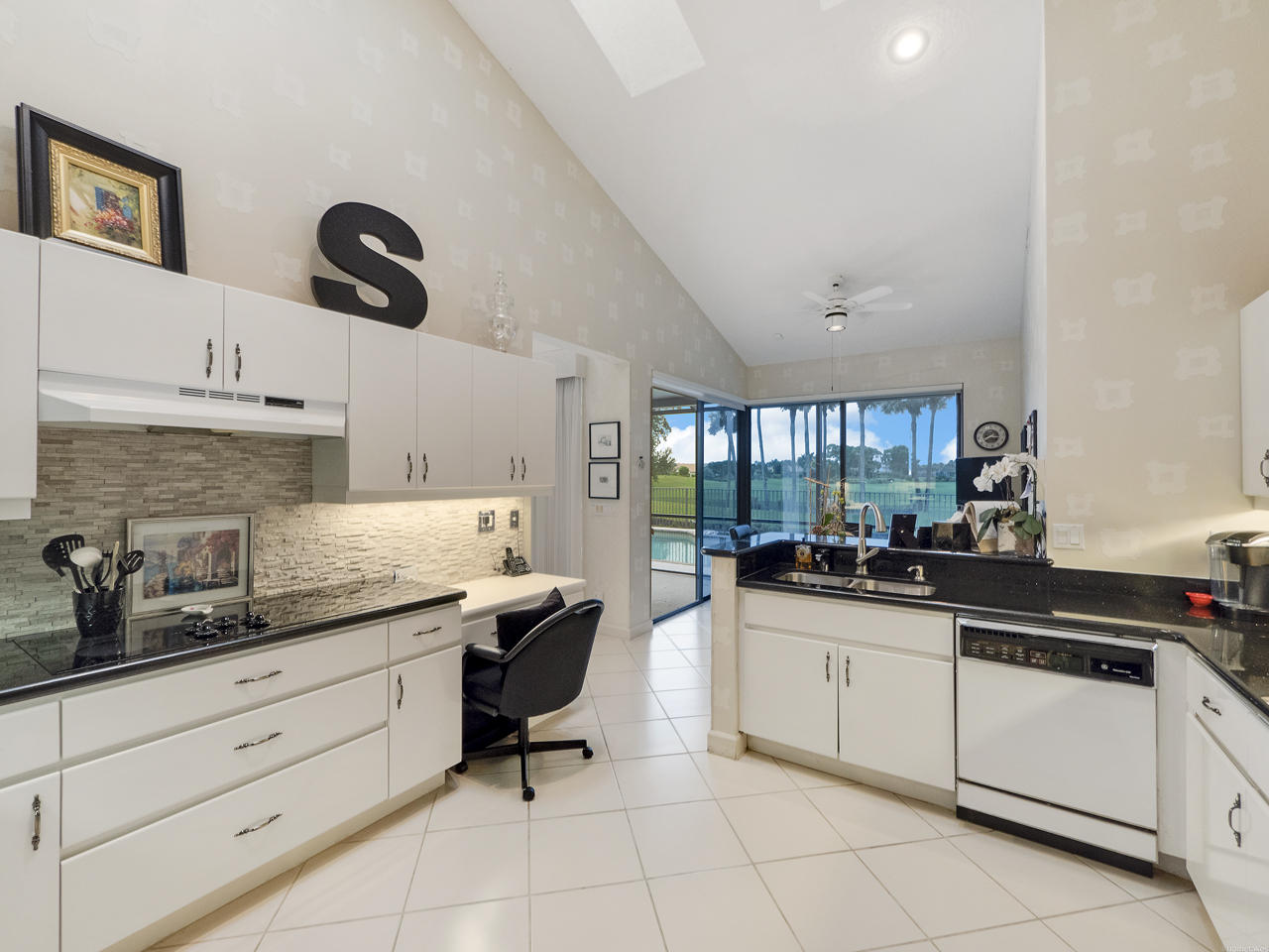 10523 Stonebridge Boulevard Boca Raton, FL 33498 - Photo 8 of 15 Kitchen