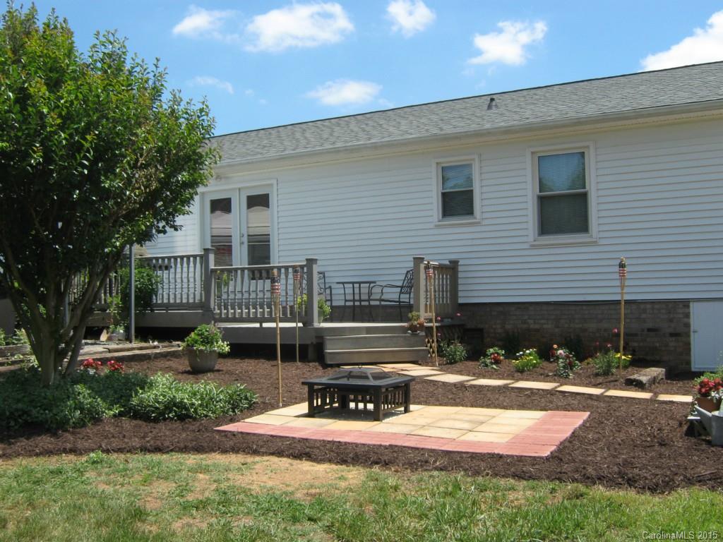2092 Hahn Road Mount Pleasant, NC 28124 - Photo 3 of 16 Gallery Image 3